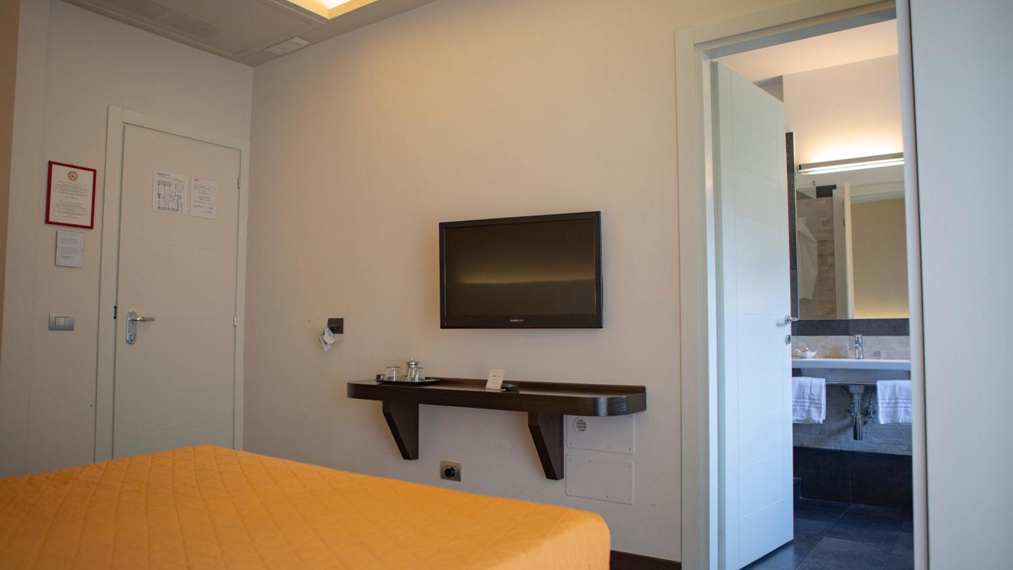 Residenza Talenti Superior Rooms Рим Экстерьер фото